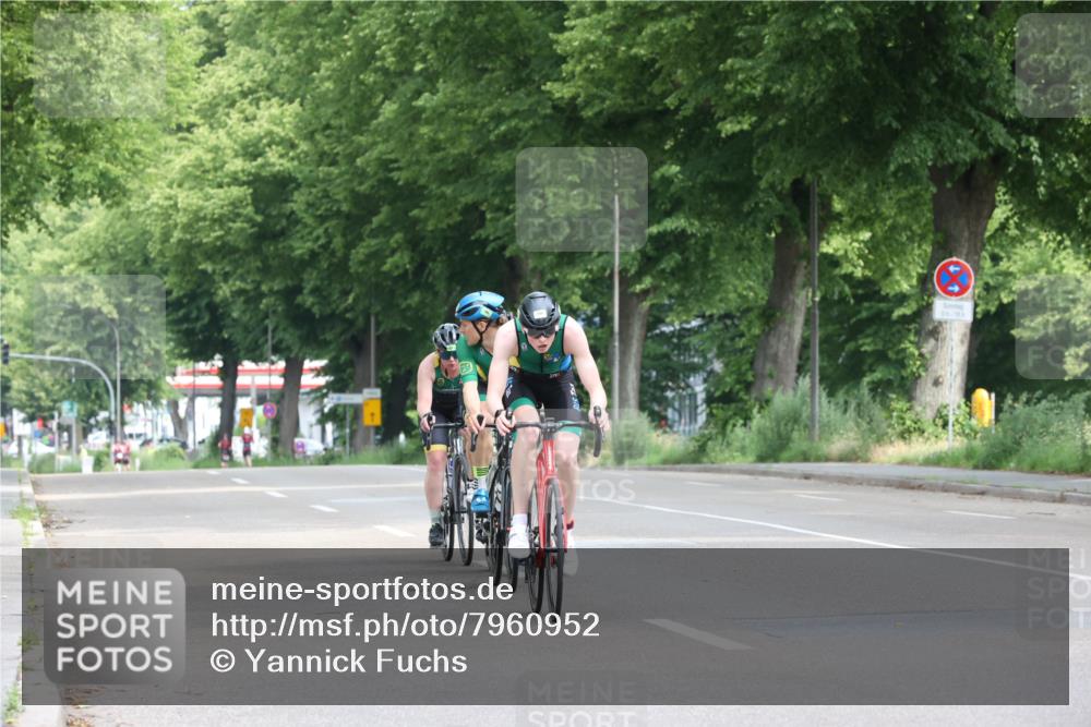 15.06.2025 - 7 Türme Triathlon Yannick Fuchs http://msf.ph/oto/7960952 15.06.2025 09:59:49 Radfahren 149 meine-sportfotos.de
