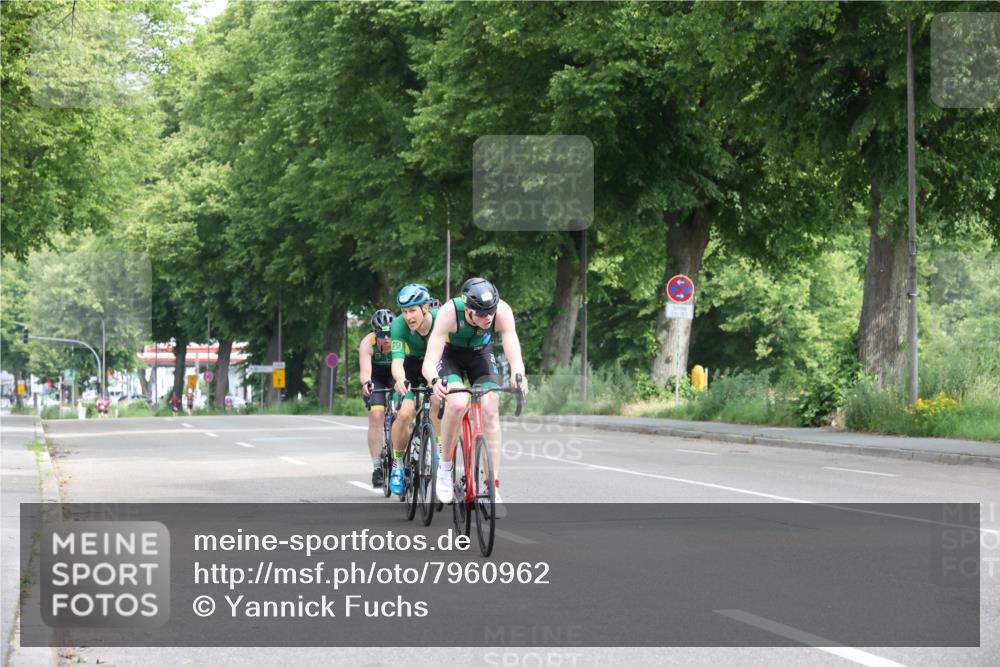 15.06.2025 - 7 Türme Triathlon Yannick Fuchs http://msf.ph/oto/7960962 15.06.2025 09:59:49 Radfahren 149 meine-sportfotos.de