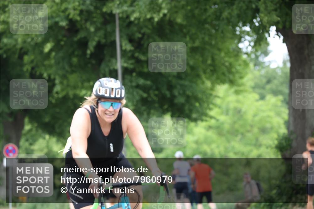 15.06.2025 - 7 Türme Triathlon Yannick Fuchs http://msf.ph/oto/7960979 15.06.2025 13:49:12 Radfahren 304, 307, 706, 720, 756, 858 meine-sportfotos.de