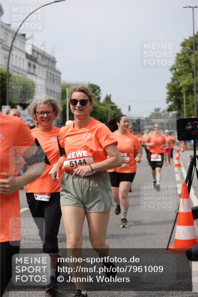 15.06.2025 - REWE Women's Run Jannik Wohlers http://msf.ph/oto/7961009 15.06.2025 09:45:59 Laufen 5144 meine-sportfotos.de