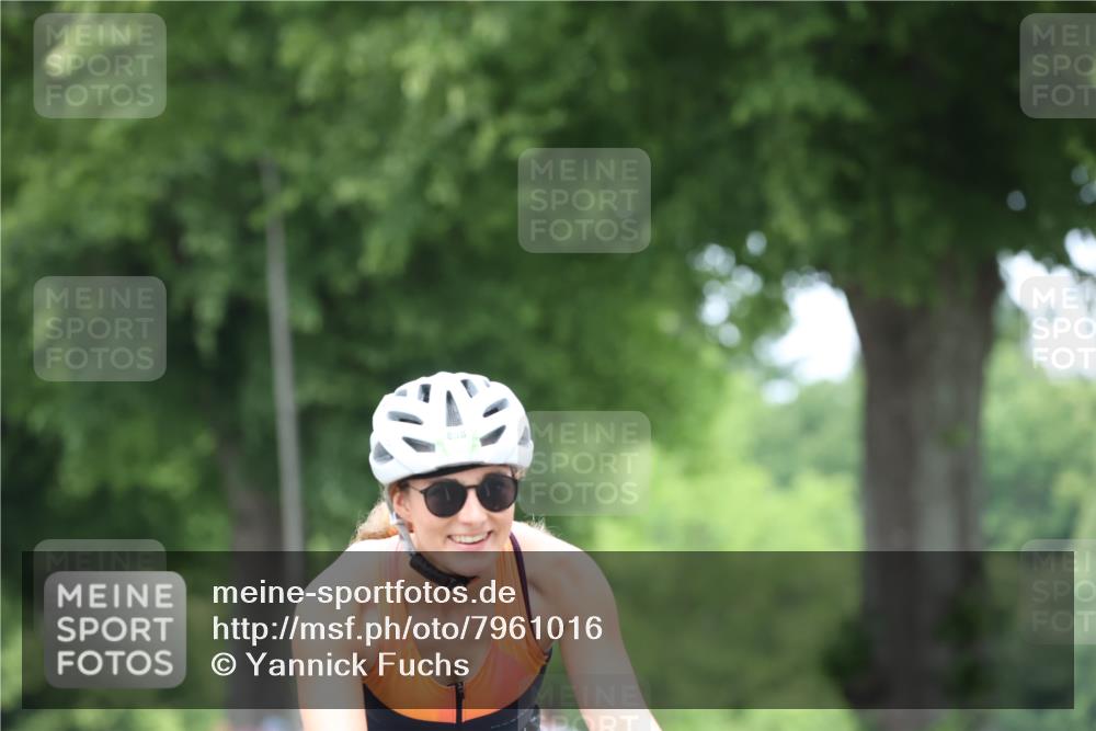 15.06.2025 - 7 Türme Triathlon Yannick Fuchs http://msf.ph/oto/7961016 15.06.2025 13:49:19 Radfahren 720, 858, 994 meine-sportfotos.de