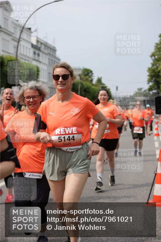 15.06.2025 - REWE Women's Run Jannik Wohlers http://msf.ph/oto/7961021 15.06.2025 09:45:59 Laufen 5144 meine-sportfotos.de