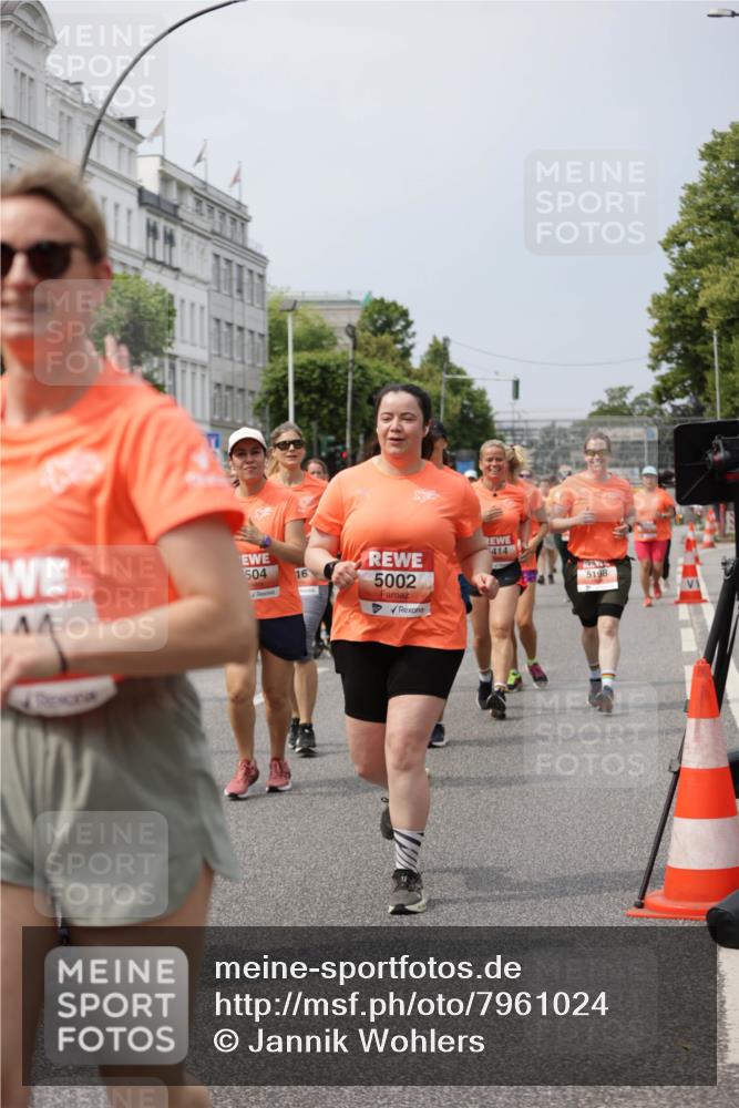15.06.2025 - REWE Women's Run Jannik Wohlers http://msf.ph/oto/7961024 15.06.2025 09:46:00 Laufen 504, 16, 5002, 414, 5198 meine-sportfotos.de