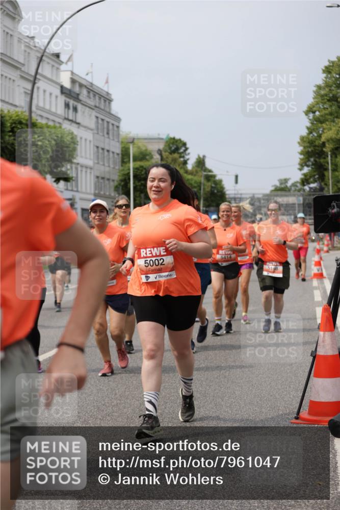 15.06.2025 - REWE Women's Run Jannik Wohlers http://msf.ph/oto/7961047 15.06.2025 09:46:00 Laufen 5002, 5414, 5198 meine-sportfotos.de