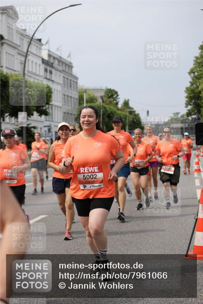 15.06.2025 - REWE Women's Run Jannik Wohlers http://msf.ph/oto/7961066 15.06.2025 09:46:00 Laufen 5446, 5002, 5198 meine-sportfotos.de