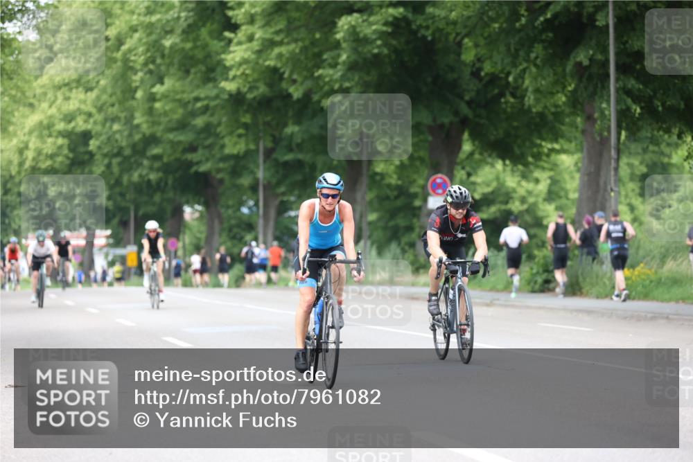 15.06.2025 - 7 Türme Triathlon Yannick Fuchs http://msf.ph/oto/7961082 15.06.2025 13:49:35 Radfahren 781, 1051, 1089 meine-sportfotos.de
