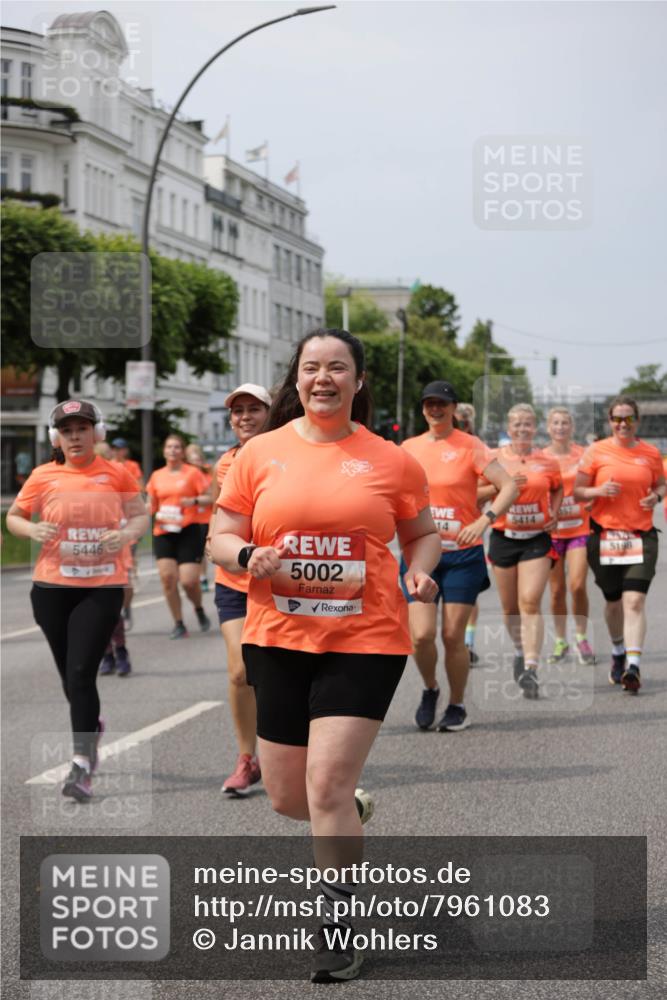 15.06.2025 - REWE Women's Run Jannik Wohlers http://msf.ph/oto/7961083 15.06.2025 09:46:00 Laufen 5446, 5002, 662, 14, 5414, 5198 meine-sportfotos.de