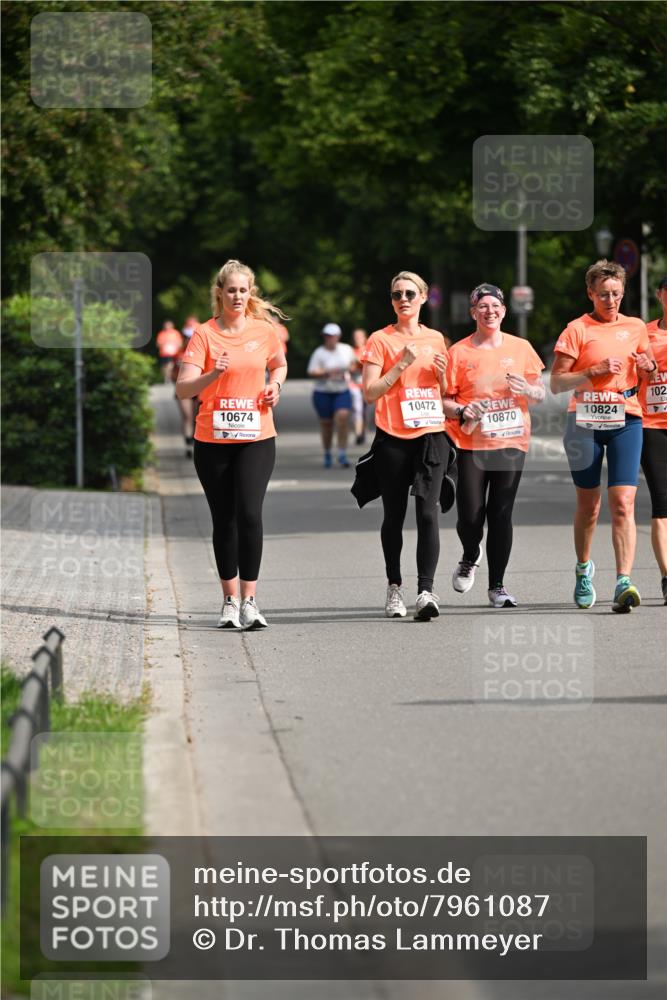 15.06.2025 - REWE Women's Run Dr. Thomas Lammeyer http://msf.ph/oto/7961087 15.06.2025 09:50:15 Laufen 10674, 10472, 10870, 10824, 102 meine-sportfotos.de