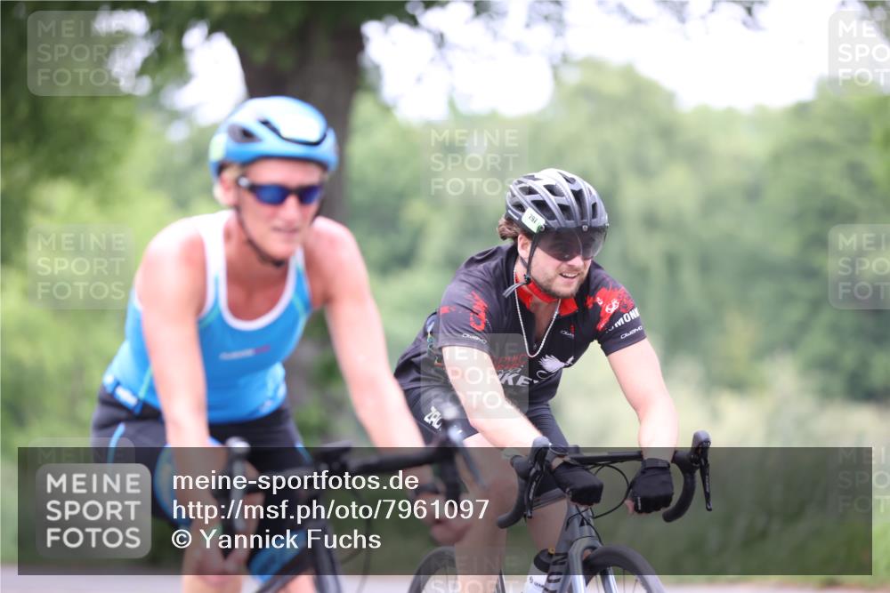 15.06.2025 - 7 Türme Triathlon Yannick Fuchs http://msf.ph/oto/7961097 15.06.2025 13:49:36 Radfahren 781, 1051, 1089 meine-sportfotos.de