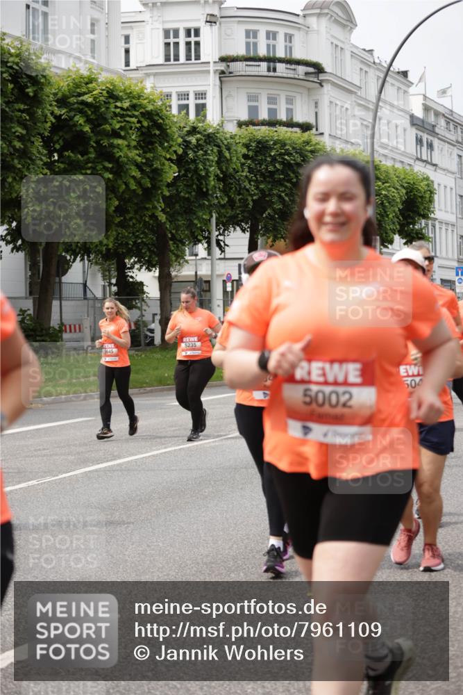 15.06.2025 - REWE Women's Run Jannik Wohlers http://msf.ph/oto/7961109 15.06.2025 09:46:01 Laufen 5002 meine-sportfotos.de