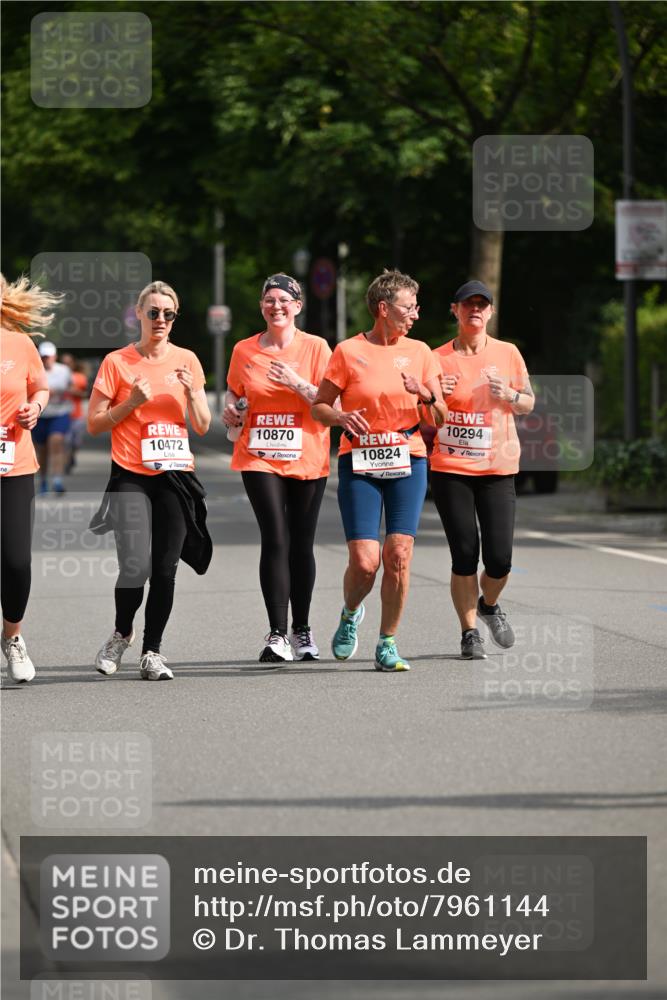 15.06.2025 - REWE Women's Run Dr. Thomas Lammeyer http://msf.ph/oto/7961144 15.06.2025 09:50:17 Laufen 10472, 4, 10870, 10824, 10294 meine-sportfotos.de