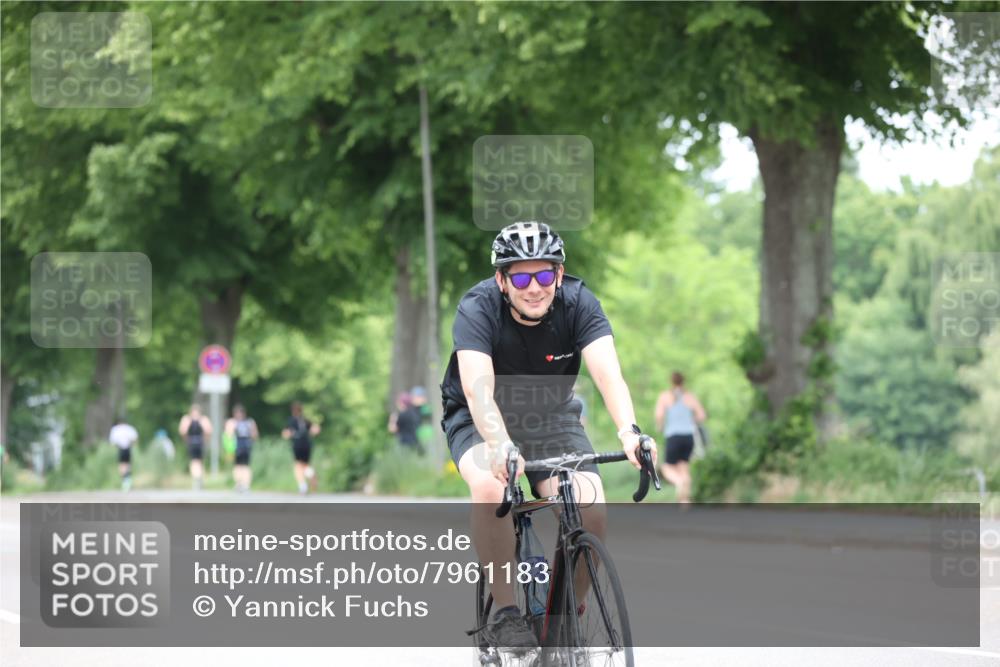 15.06.2025 - 7 Türme Triathlon Yannick Fuchs http://msf.ph/oto/7961183 15.06.2025 13:49:42 Radfahren 514, 781, 1051, 1089 meine-sportfotos.de