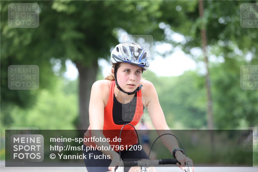 15.06.2025 - 7 Türme Triathlon Yannick Fuchs http://msf.ph/oto/7961209 15.06.2025 13:49:44 Radfahren 514, 1051 meine-sportfotos.de