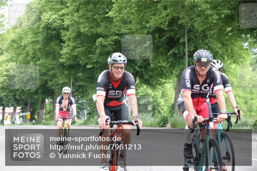 15.06.2025 - 7 Türme Triathlon Yannick Fuchs http://msf.ph/oto/7961213 15.06.2025 10:01:08 Radfahren 22, 24, 25, 77, 78, 80 meine-sportfotos.de
