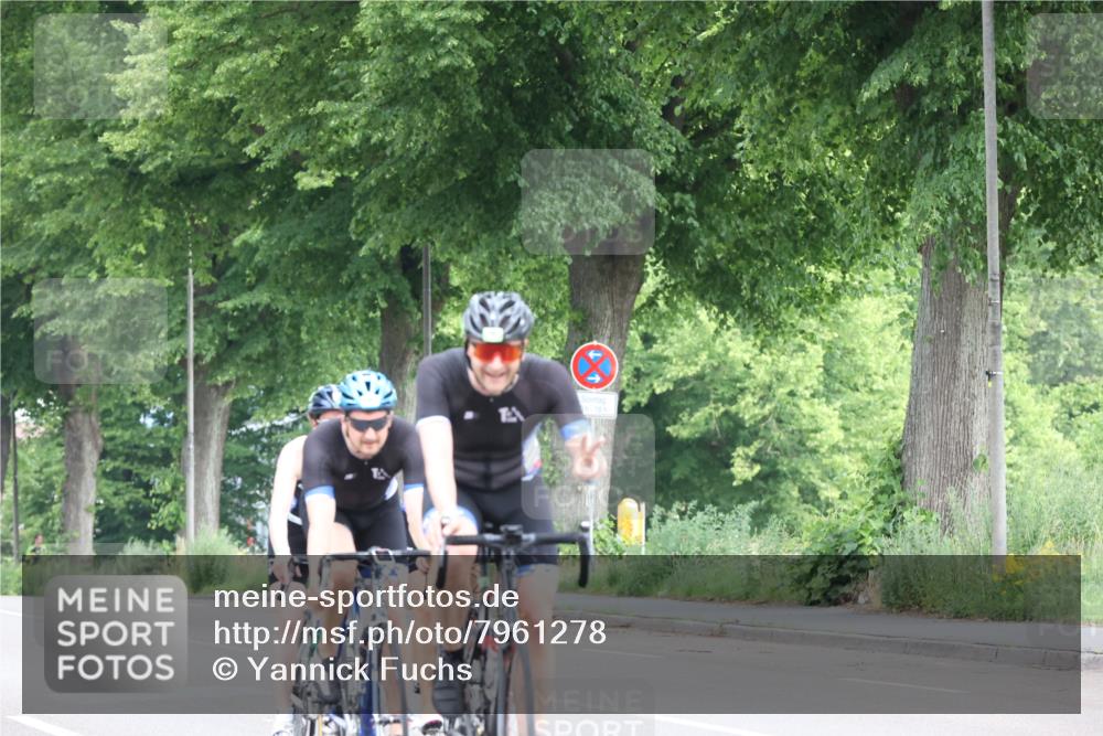 15.06.2025 - 7 Türme Triathlon Yannick Fuchs http://msf.ph/oto/7961278 15.06.2025 10:02:13 Radfahren 154, 156 meine-sportfotos.de