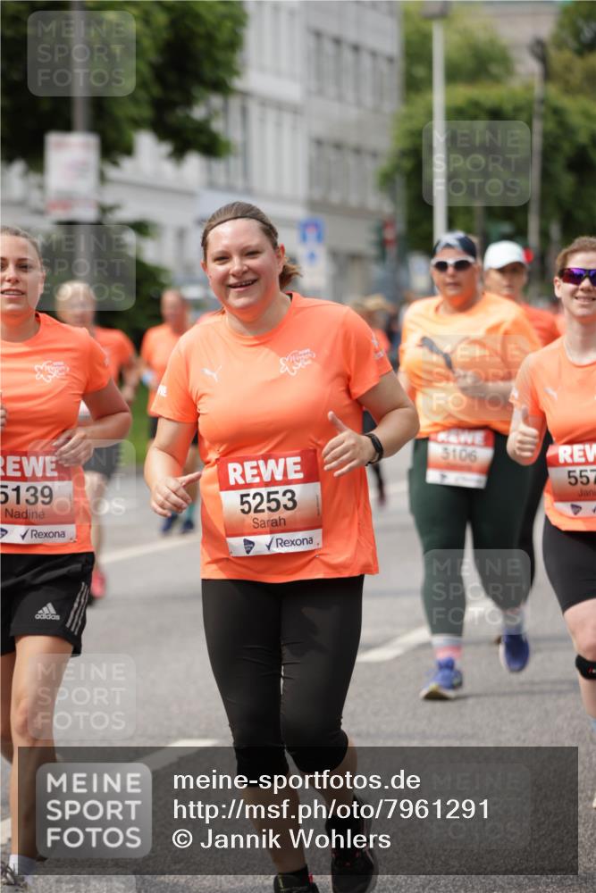 15.06.2025 - REWE Women's Run Jannik Wohlers http://msf.ph/oto/7961291 15.06.2025 09:46:06 Laufen 5139, 5253, 5106, 557 meine-sportfotos.de
