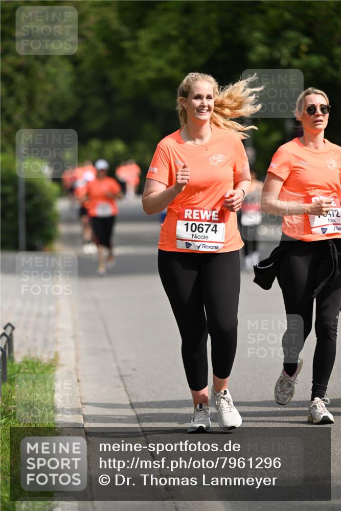 15.06.2025 - REWE Women's Run Dr. Thomas Lammeyer http://msf.ph/oto/7961296 15.06.2025 09:50:20 Laufen 10674, 472 meine-sportfotos.de