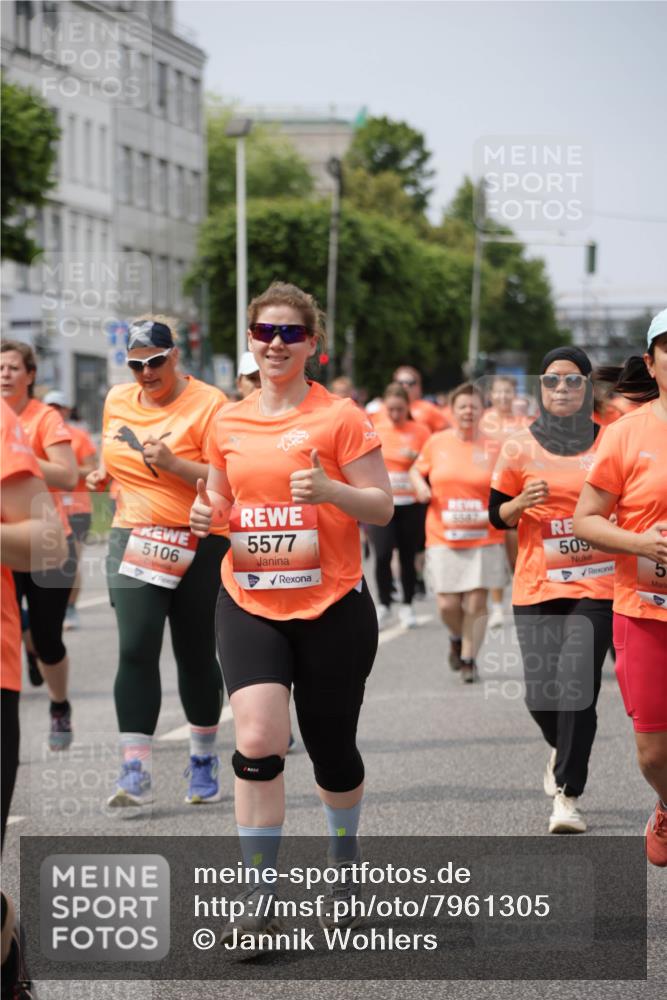 15.06.2025 - REWE Women's Run Jannik Wohlers http://msf.ph/oto/7961305 15.06.2025 09:46:07 Laufen 5577, 5106, 6682, 509 meine-sportfotos.de