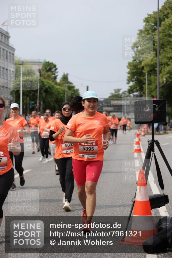 15.06.2025 - REWE Women's Run Jannik Wohlers http://msf.ph/oto/7961321 15.06.2025 09:46:07 Laufen 5093, 5395 meine-sportfotos.de
