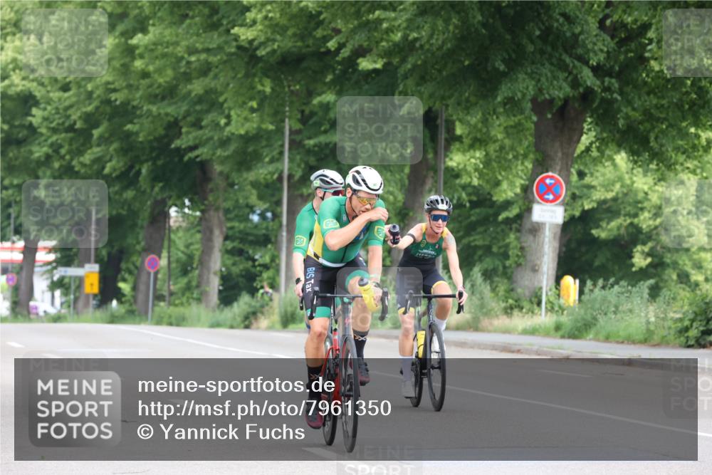15.06.2025 - 7 Türme Triathlon Yannick Fuchs http://msf.ph/oto/7961350 15.06.2025 10:02:28 Radfahren 141 meine-sportfotos.de