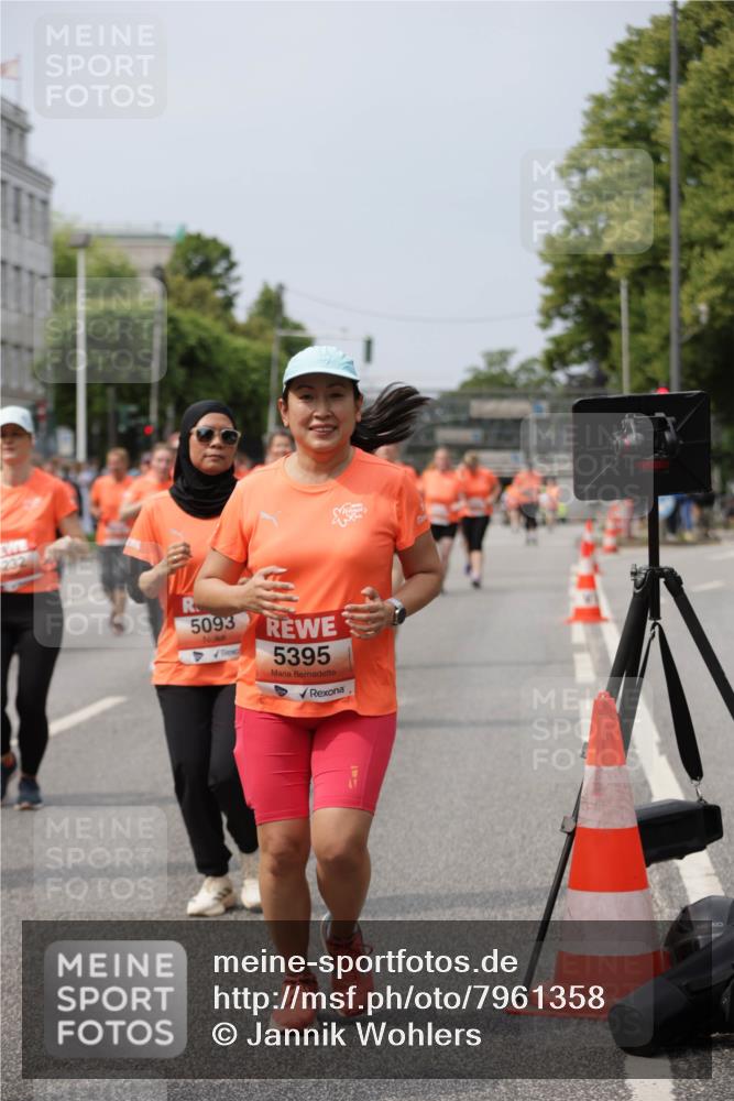 15.06.2025 - REWE Women's Run Jannik Wohlers http://msf.ph/oto/7961358 15.06.2025 09:46:08 Laufen 5093, 5395 meine-sportfotos.de