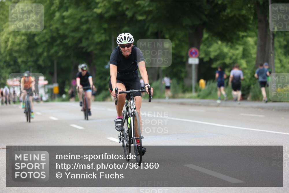 15.06.2025 - 7 Türme Triathlon Yannick Fuchs http://msf.ph/oto/7961360 15.06.2025 13:50:09 Radfahren 764, 1009, 1119 meine-sportfotos.de