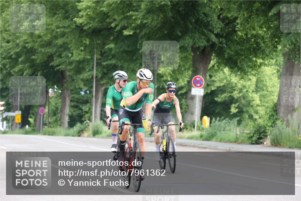 15.06.2025 - 7 Türme Triathlon Yannick Fuchs http://msf.ph/oto/7961362 15.06.2025 10:02:28 Radfahren 141 meine-sportfotos.de