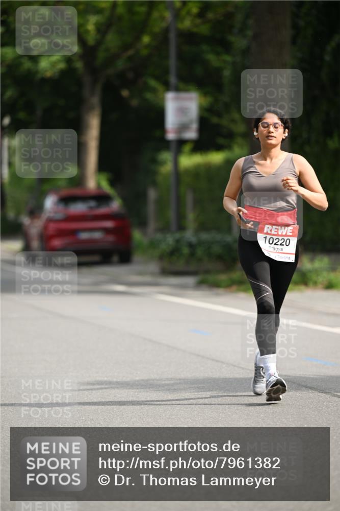 15.06.2025 - REWE Women's Run Dr. Thomas Lammeyer http://msf.ph/oto/7961382 15.06.2025 09:50:26 Laufen 10220 meine-sportfotos.de