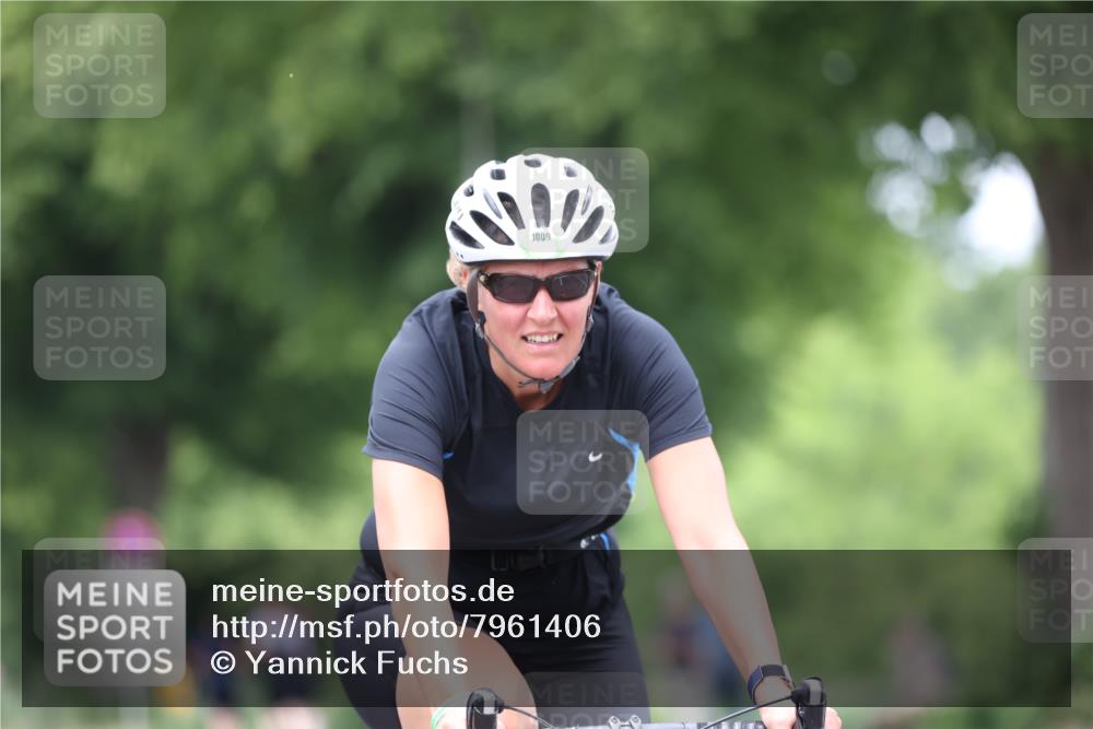 15.06.2025 - 7 Türme Triathlon Yannick Fuchs http://msf.ph/oto/7961406 15.06.2025 13:50:10 Radfahren 764, 1009, 1119 meine-sportfotos.de