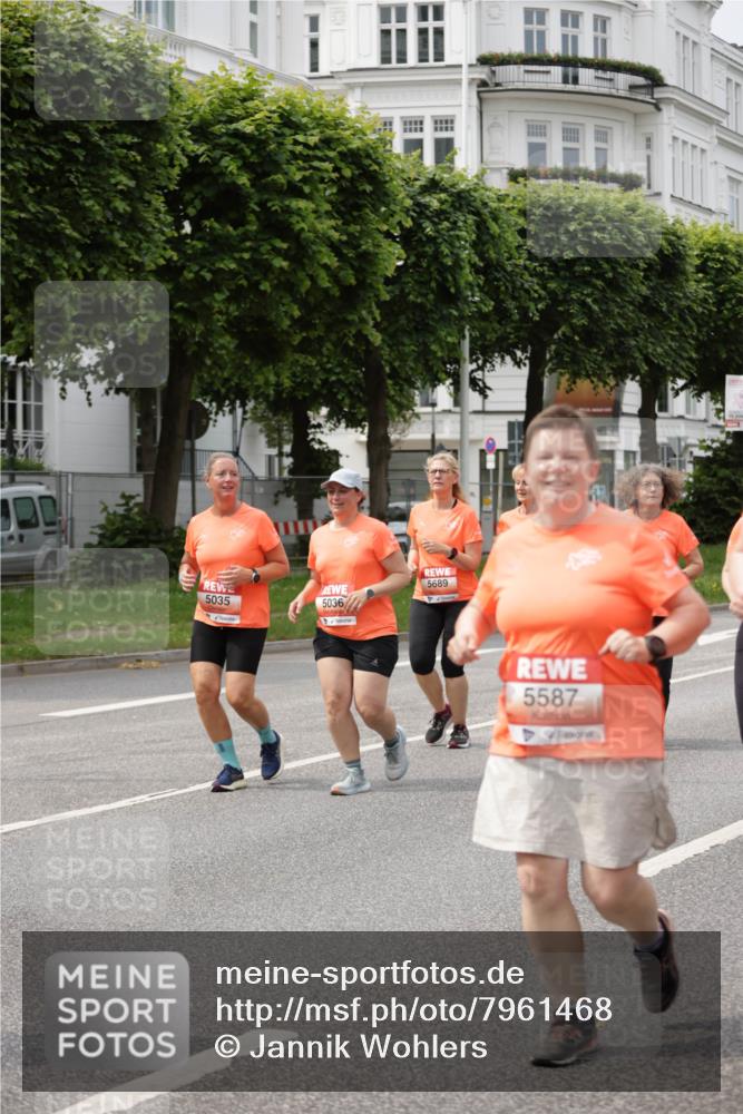 15.06.2025 - REWE Women's Run Jannik Wohlers http://msf.ph/oto/7961468 15.06.2025 09:46:12 Laufen 5035, 5036, 5689, 5587 meine-sportfotos.de