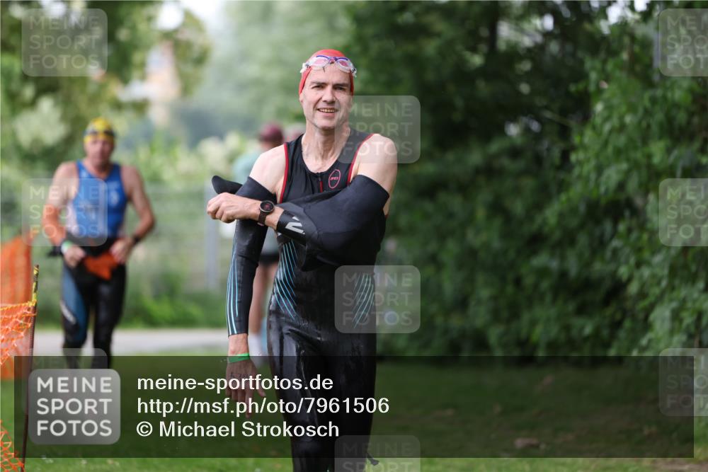 15.06.2025 - 7 Türme Triathlon Michael Strokosch http://msf.ph/oto/7961506 15.06.2025 12:13:29 Schwimmen 396, 494, 539, 566 meine-sportfotos.de