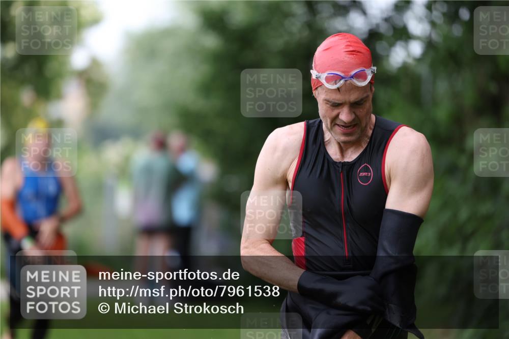 15.06.2025 - 7 Türme Triathlon Michael Strokosch http://msf.ph/oto/7961538 15.06.2025 12:13:30 Schwimmen 396, 494, 539, 566 meine-sportfotos.de