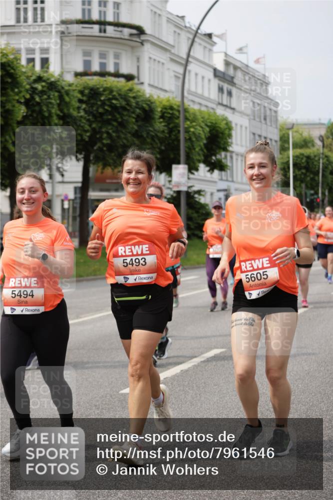15.06.2025 - REWE Women's Run Jannik Wohlers http://msf.ph/oto/7961546 15.06.2025 09:46:14 Laufen 5494, 5493, 5605, 895 meine-sportfotos.de