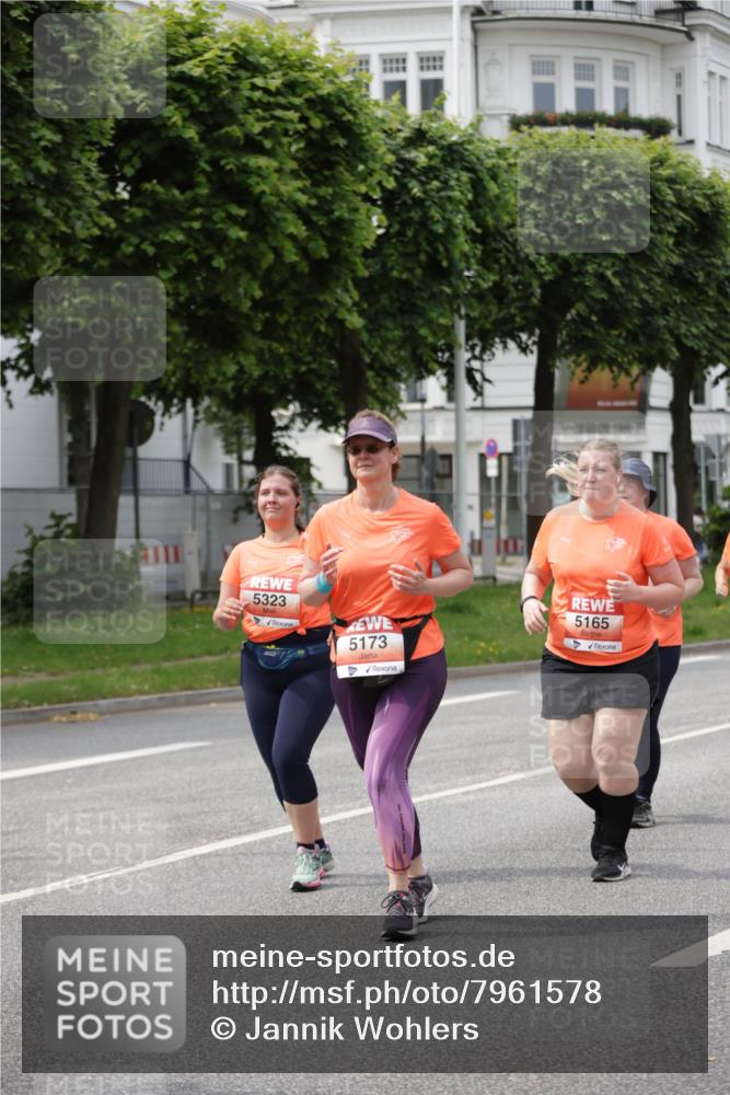 15.06.2025 - REWE Women's Run Jannik Wohlers http://msf.ph/oto/7961578 15.06.2025 09:46:17 Laufen 5323, 5173, 5165 meine-sportfotos.de