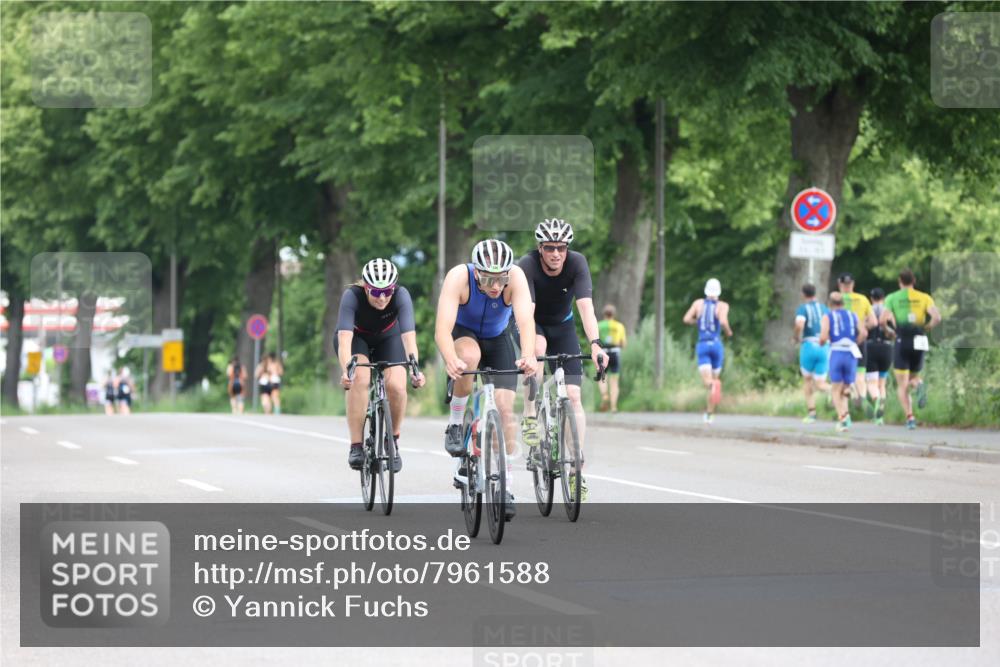 15.06.2025 - 7 Türme Triathlon Yannick Fuchs http://msf.ph/oto/7961588 15.06.2025 10:03:36 Radfahren  meine-sportfotos.de