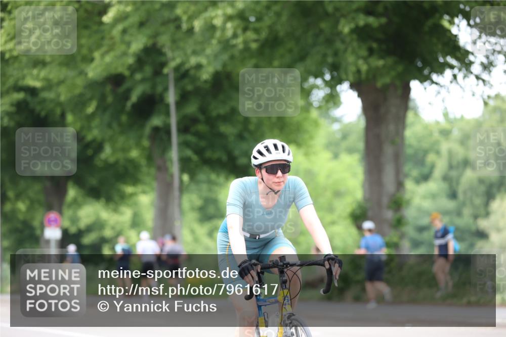 15.06.2025 - 7 Türme Triathlon Yannick Fuchs http://msf.ph/oto/7961617 15.06.2025 13:50:29 Radfahren 822, 839, 850, 866 meine-sportfotos.de