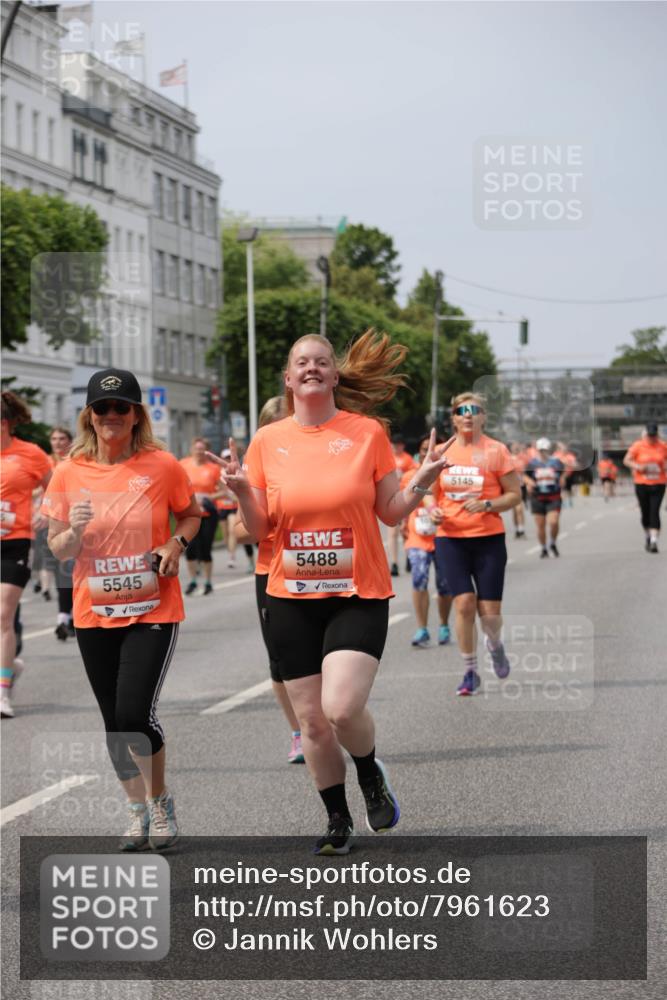 15.06.2025 - REWE Women's Run Jannik Wohlers http://msf.ph/oto/7961623 15.06.2025 09:46:18 Laufen 5545, 5488, 5145 meine-sportfotos.de
