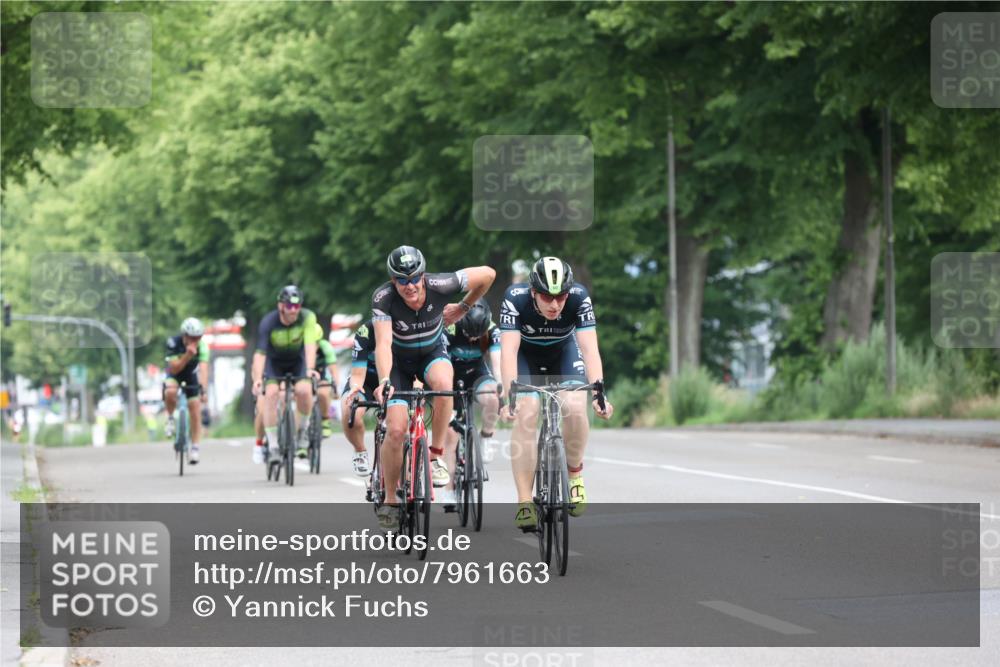 15.06.2025 - 7 Türme Triathlon Yannick Fuchs http://msf.ph/oto/7961663 15.06.2025 10:05:52 Radfahren 137, 139, 140, 145, 146, 148 meine-sportfotos.de
