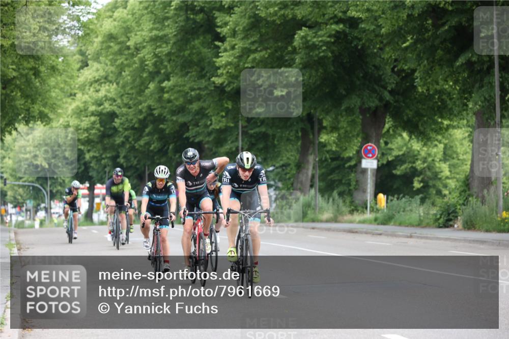 15.06.2025 - 7 Türme Triathlon Yannick Fuchs http://msf.ph/oto/7961669 15.06.2025 10:05:52 Radfahren 137, 139, 140, 145, 146, 148 meine-sportfotos.de