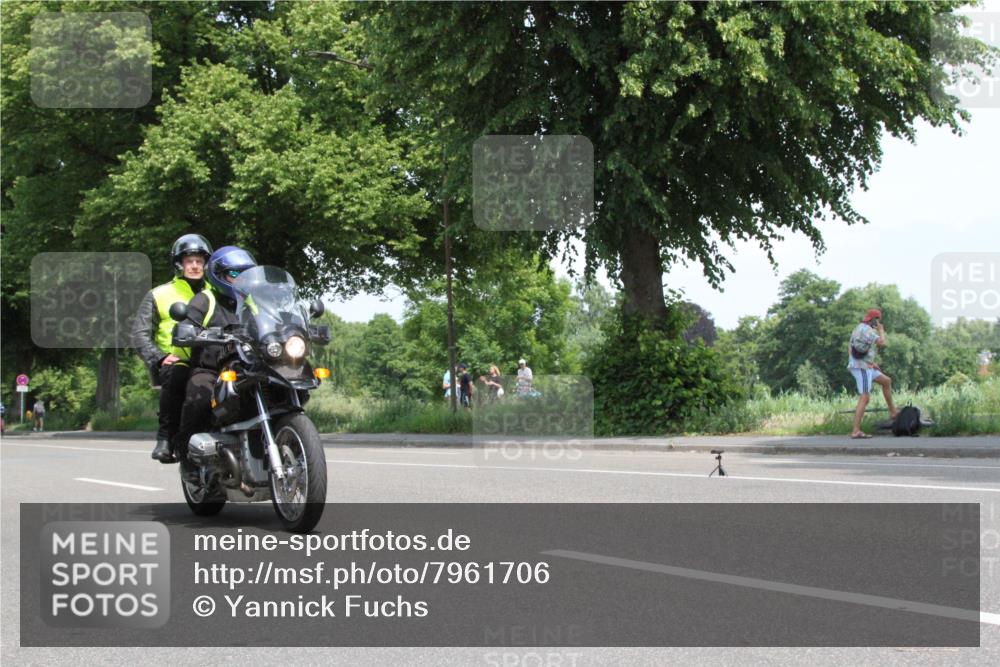 15.06.2025 - 7 Türme Triathlon Yannick Fuchs http://msf.ph/oto/7961706 15.06.2025 12:27:36 Radfahren  meine-sportfotos.de