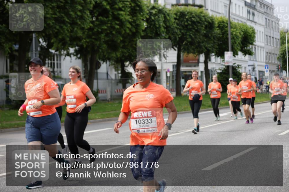15.06.2025 - REWE Women's Run Jannik Wohlers http://msf.ph/oto/7961776 15.06.2025 09:46:25 Laufen 56, 5322, 10333 meine-sportfotos.de
