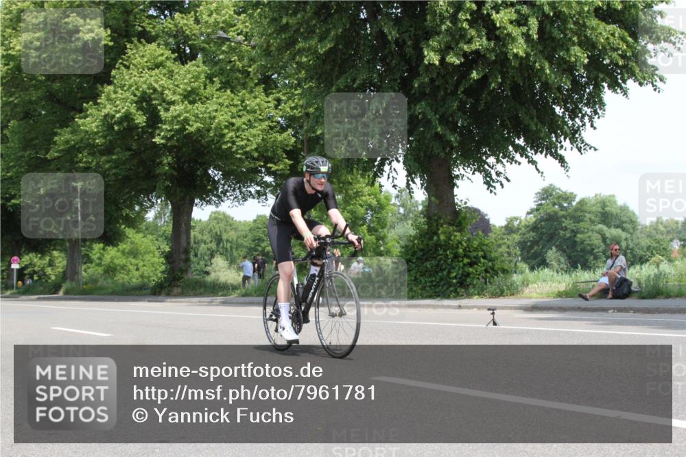 15.06.2025 - 7 Türme Triathlon Yannick Fuchs http://msf.ph/oto/7961781 15.06.2025 12:30:34 Radfahren  meine-sportfotos.de
