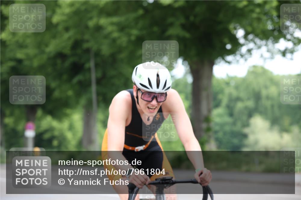 15.06.2025 - 7 Türme Triathlon Yannick Fuchs http://msf.ph/oto/7961804 15.06.2025 10:06:10 Radfahren 70 meine-sportfotos.de