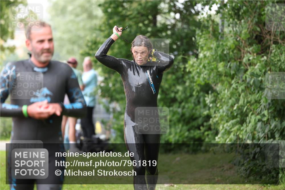15.06.2025 - 7 Türme Triathlon Michael Strokosch http://msf.ph/oto/7961819 15.06.2025 12:13:57 Schwimmen 395, 497, 501, 543, 566, 599, 633 meine-sportfotos.de