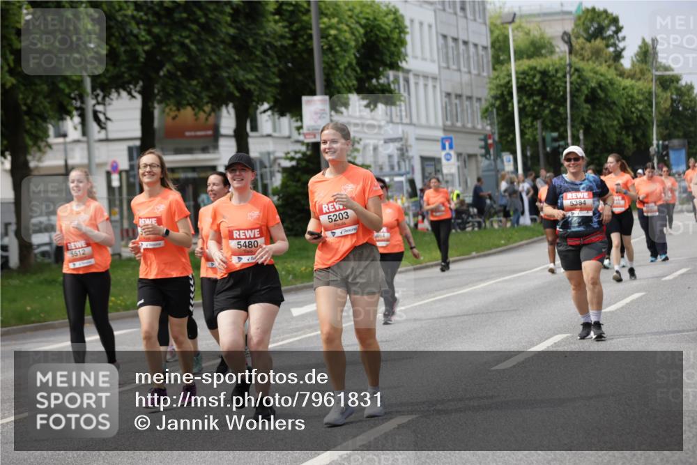 15.06.2025 - REWE Women's Run Jannik Wohlers http://msf.ph/oto/7961831 15.06.2025 09:46:28 Laufen 5512, 4, 5480, 5203, 664, 5384 meine-sportfotos.de