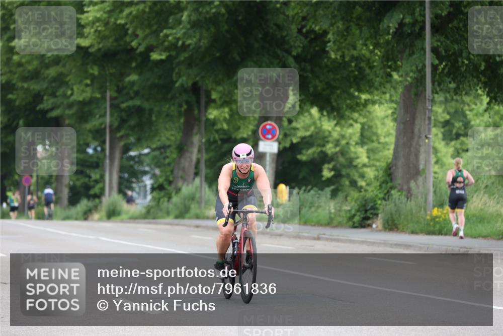 15.06.2025 - 7 Türme Triathlon Yannick Fuchs http://msf.ph/oto/7961836 15.06.2025 10:06:58 Radfahren  meine-sportfotos.de