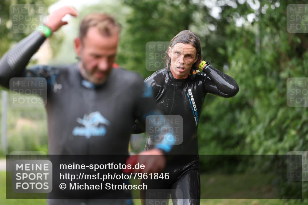 15.06.2025 - 7 Türme Triathlon Michael Strokosch http://msf.ph/oto/7961846 15.06.2025 12:13:59 Schwimmen 395, 497, 501, 543, 599, 633 meine-sportfotos.de