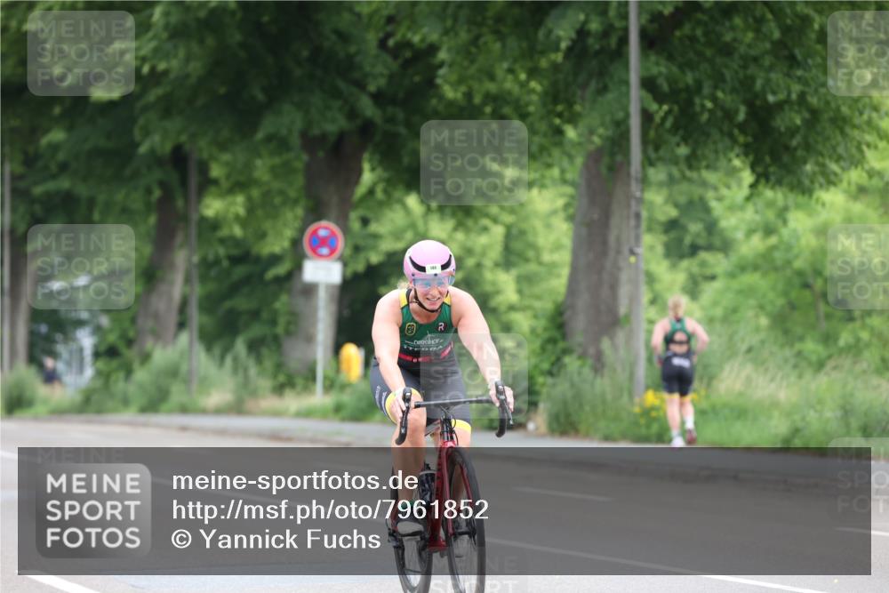 15.06.2025 - 7 Türme Triathlon Yannick Fuchs http://msf.ph/oto/7961852 15.06.2025 10:06:59 Radfahren  meine-sportfotos.de