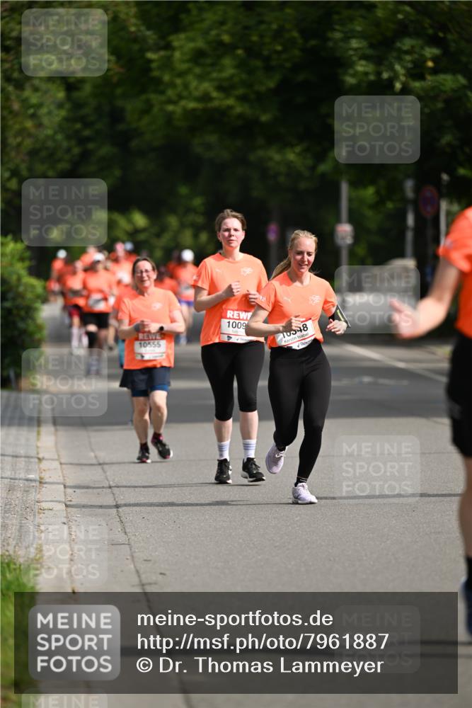 15.06.2025 - REWE Women's Run Dr. Thomas Lammeyer http://msf.ph/oto/7961887 15.06.2025 09:50:54 Laufen 1009, 48, 10555 meine-sportfotos.de