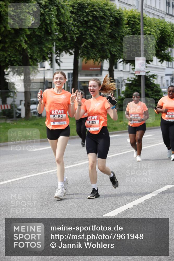15.06.2025 - REWE Women's Run Jannik Wohlers http://msf.ph/oto/7961948 15.06.2025 09:46:36 Laufen 5152, 5180, 5409, 5338 meine-sportfotos.de